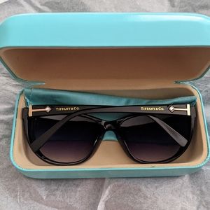 Tiffany sun glasses